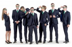 Fotograaf bedrijfsfotografie van Board  Faector met 7 personen met zonnebrillen