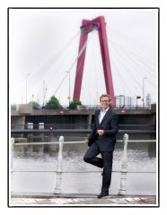 Redactioneel_portret_Willemsbrug.jpg